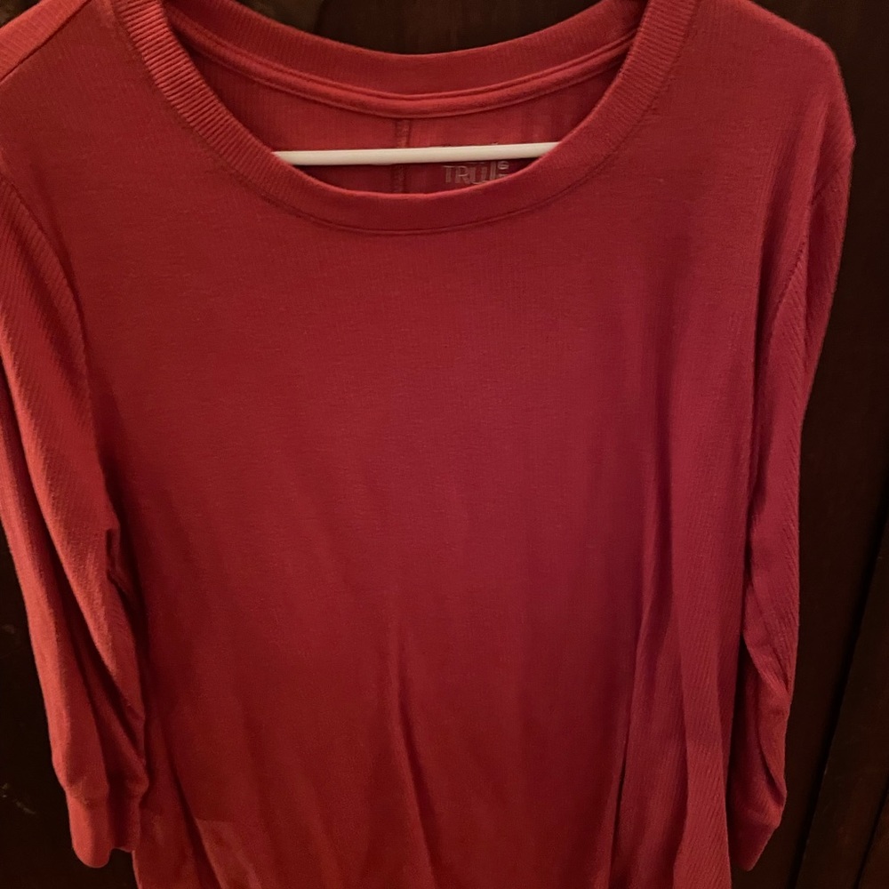 Time and tru shirt burnt orange